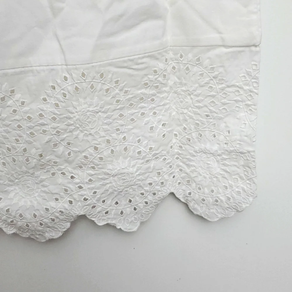 Southern Living Medallion Eyelet Pillowcase Sham King Size in White